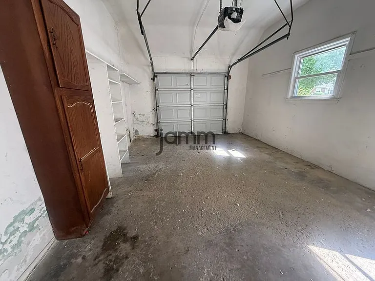 24113 E Silsby Rd — Photo 27