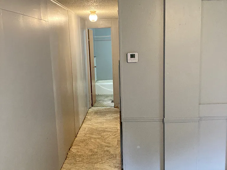 15 Cedar Ave — Photo 12