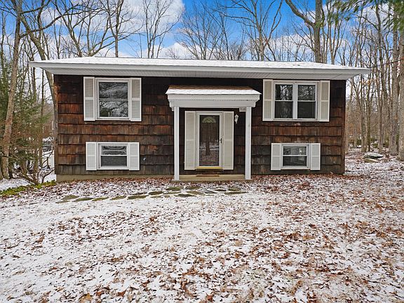 4th image of 145 Cobblestone Dr