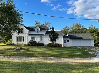 7546 30th Ave, Norway, IA 52318