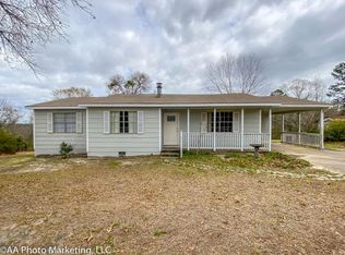 70 Oconee Dr, Byron, GA 31008