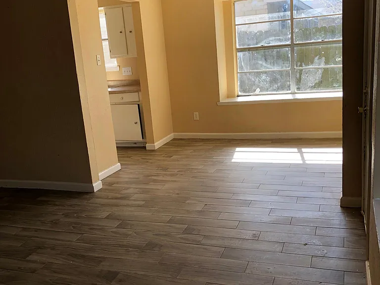 16014 Bunker Ridge Rd — Photo 9