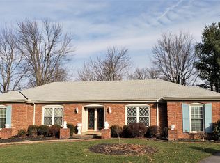 801 Bowmore Pl, Douglass Hills, KY