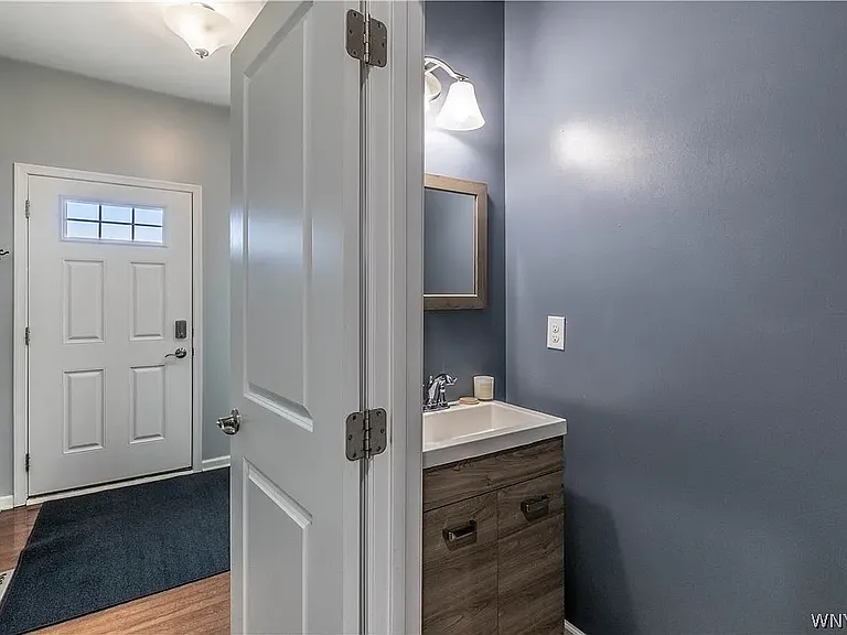 4205 Arthur Ct — Photo 4
