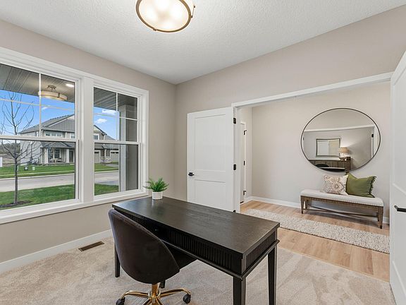 4th image of 15757 Aquila Ave