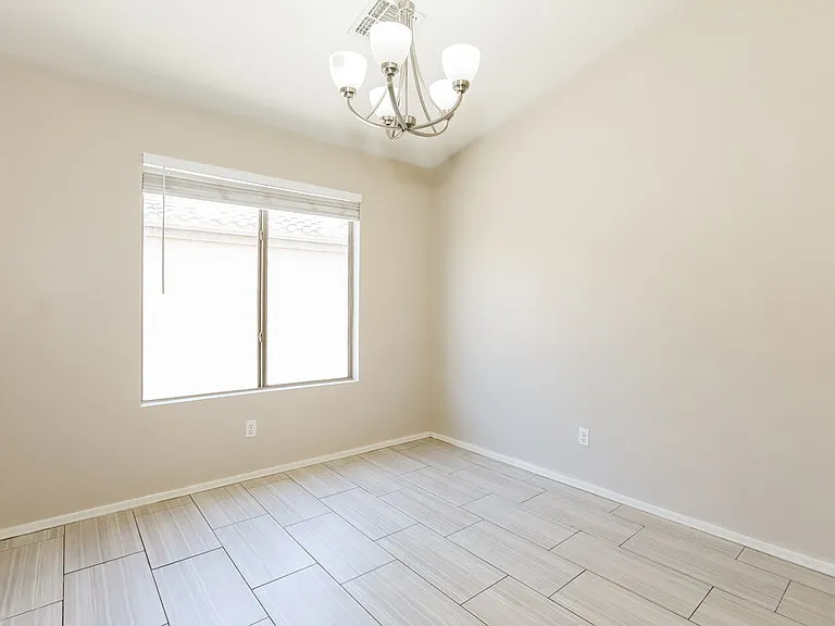2460 W Tanner Ranch Rd — Photo 6