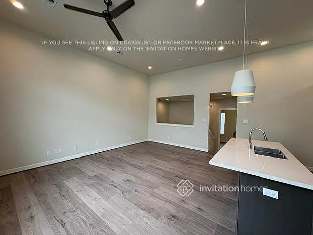 714 Wilshire Brook Ln Houston, TX 77008 — Photo 3