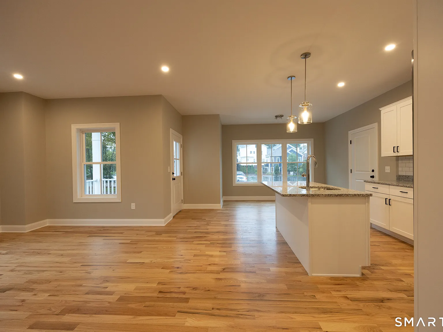2 bed, 2.0 bath, 1446 sqft, $3,150 — Photo 2