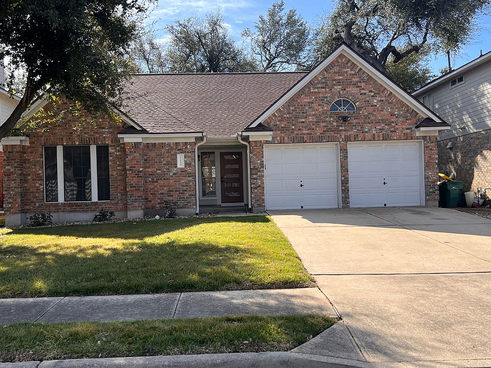 1st image of 1210 Boerne Dr