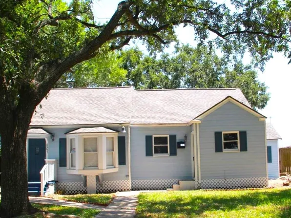 807 10th Ave N, Texas City, TX 77590