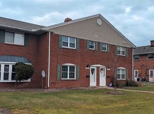 31601 N Marginal Dr APT E, Eastlake, OH 44095