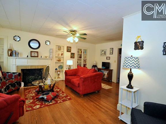 3rd image of 2707 Deloache Ave