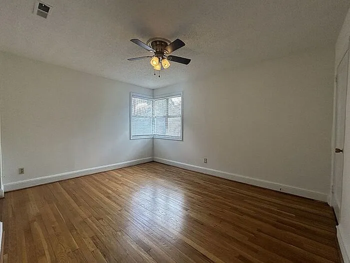 271 Myron Cir #271 — Photo 9