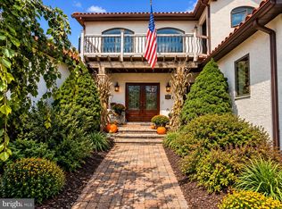 336 E County Rd, Drums, PA 18222