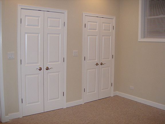 2nd image of 1237 W Carmen Ave APT 1N