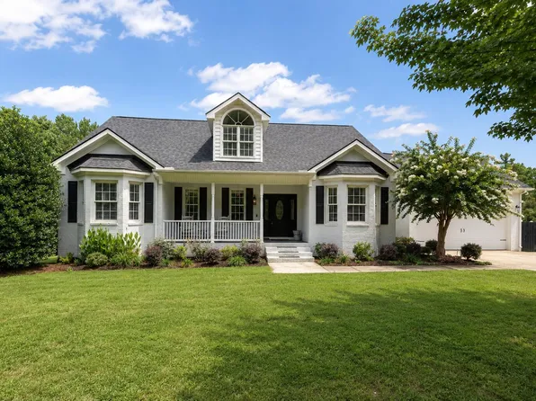 999 N Oneil St, Clayton, NC 27520