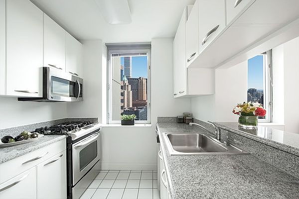 1st image of 150 E 44th St APT 23E