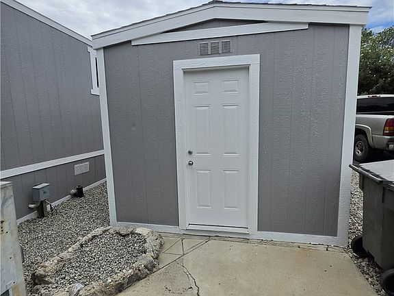 5th image of 14 Yucca Ln