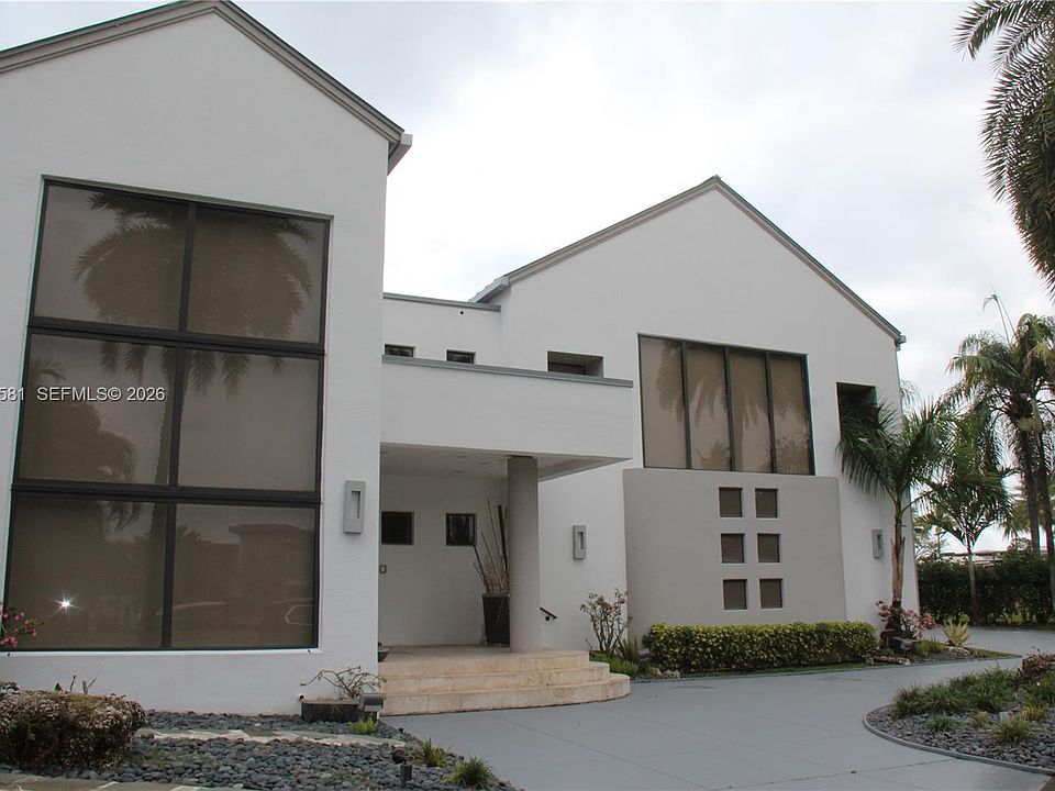 1st image of 540 Lido Dr