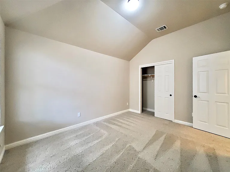 2506 Mancuso Bnd — Photo 28