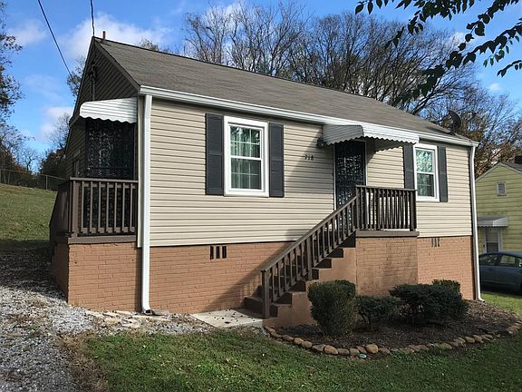 2nd image of 718 Wilder Pl