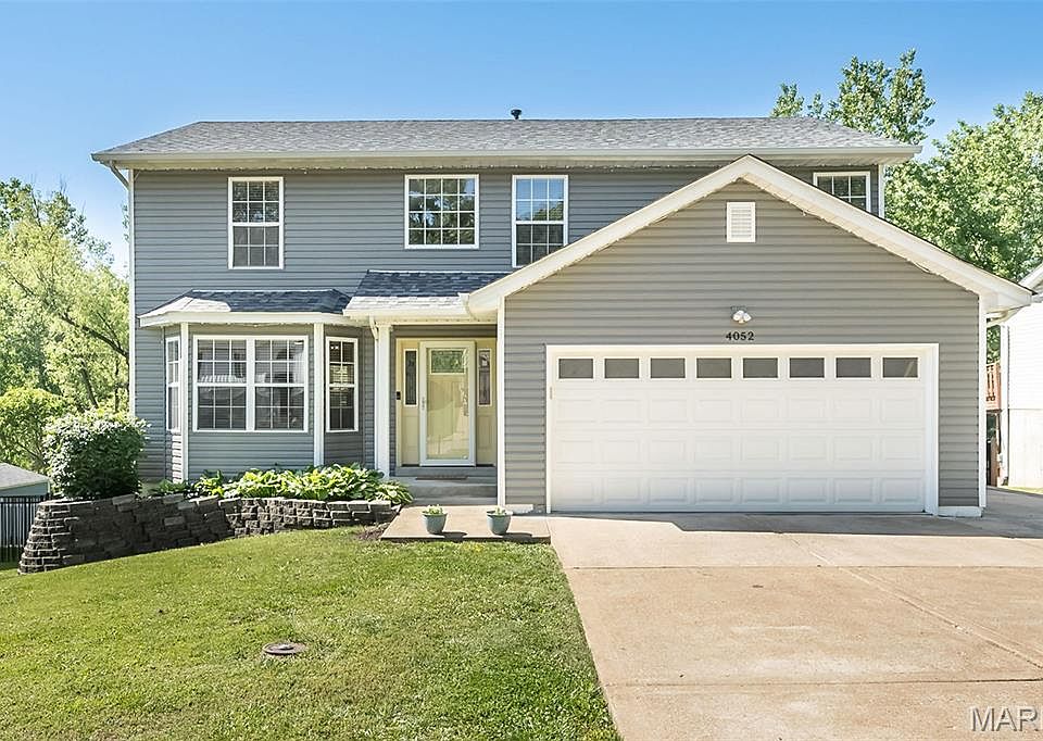 1st image of 4052 Whitehall Dr