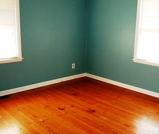 5th image of 831 Sunset Dr