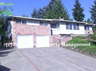 1813 Tartan Ct, Puyallup, WA 98372
