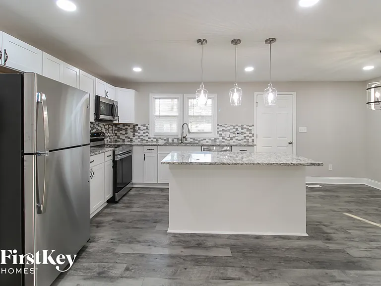 218 Friendway Rd — Photo 6