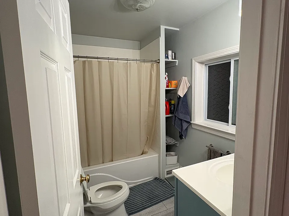 6 Oakland St