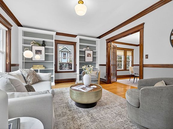 3rd image of 83 Newburg St #1