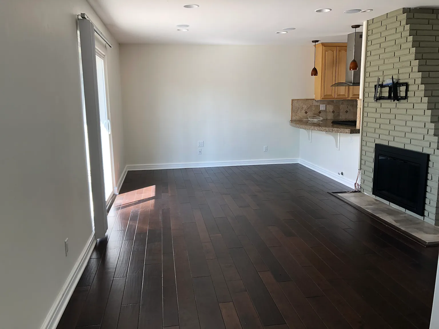2 bed, $4,200 — Photo 3
