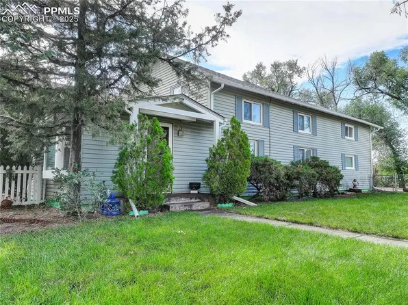 6380 Southmoor Dr, Fountain, CO 80817