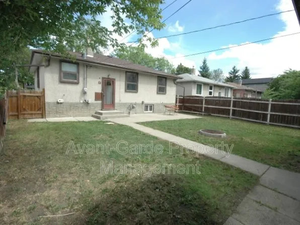 8529 83rd Ave NW, Edmonton, AB