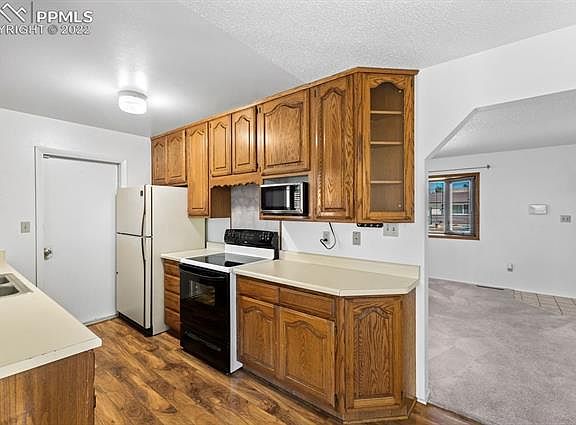 4th image of 4518 La Cresta Dr