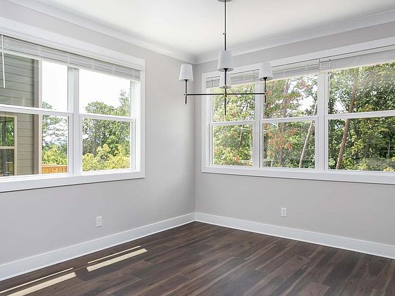 4th image of 1574 Storyvale Ln