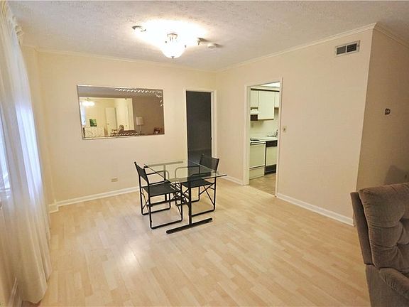 3rd image of 19015 Van Aken Blvd APT 416