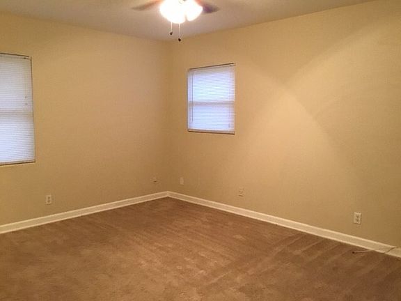 5th image of 934 Overlook Dr
