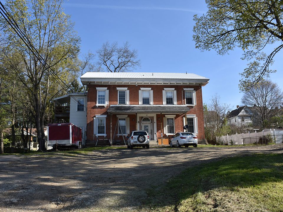 1st image of 563 Randolph St #7