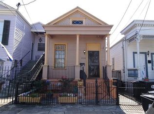 1122 Josephine St, New Orleans, LA 70130