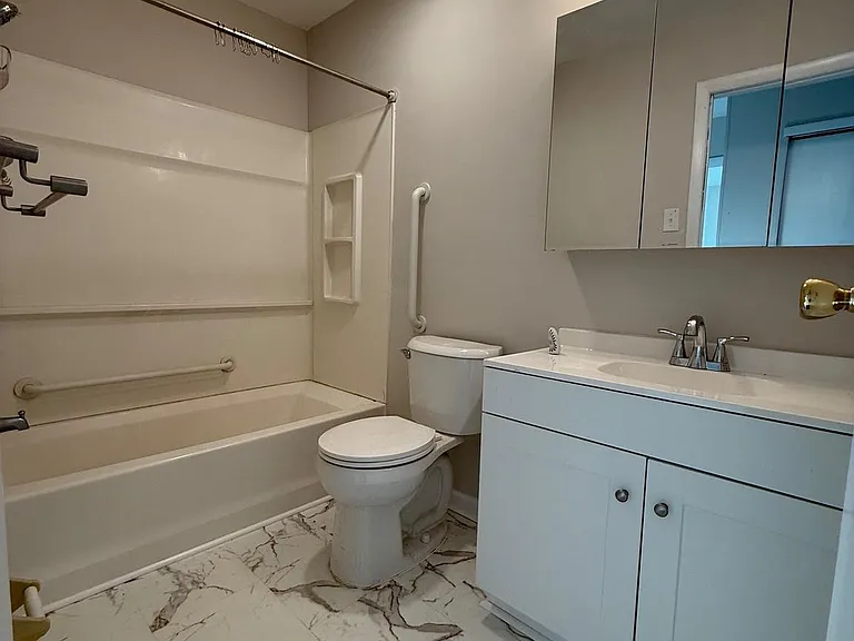 162 Willow Turn #B — Photo 6