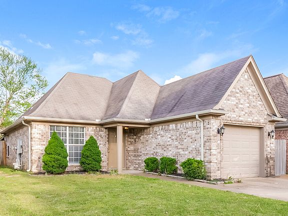 3rd image of 2768 Maggie Woods Pl