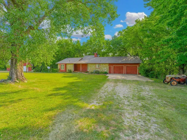 525 S Ford Rd, Oxford, KS 67119