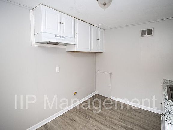 5th image of 21150 Crystal Ave #2