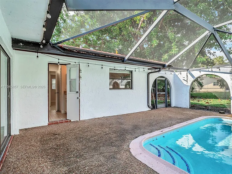 10251 NW 39th Ct — Photo 44