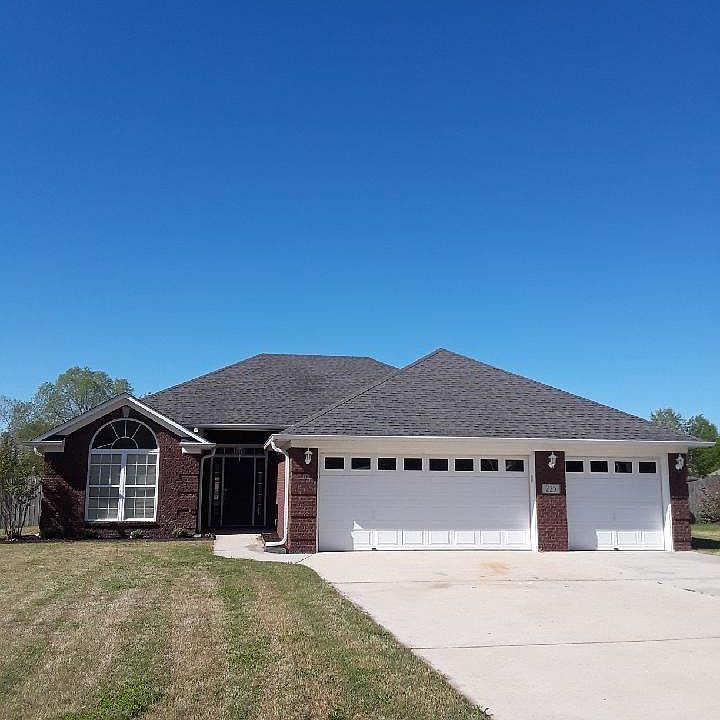 1st image of 225 Duck Creek Dr