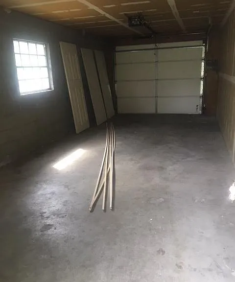 1519 W Mountain Ave — Photo 23