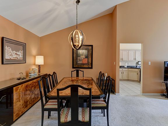 5th image of 2028 Wildwood Cir