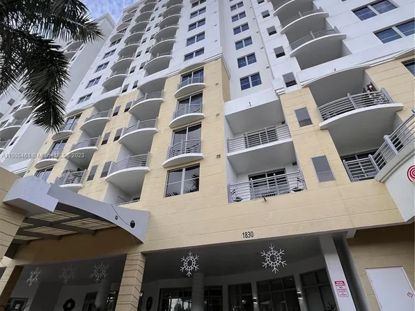 1830 Radius Dr #1318, Hollywood, FL 33024