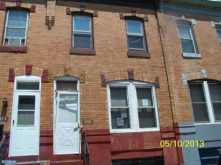 2nd image of 613 W Mayfield St